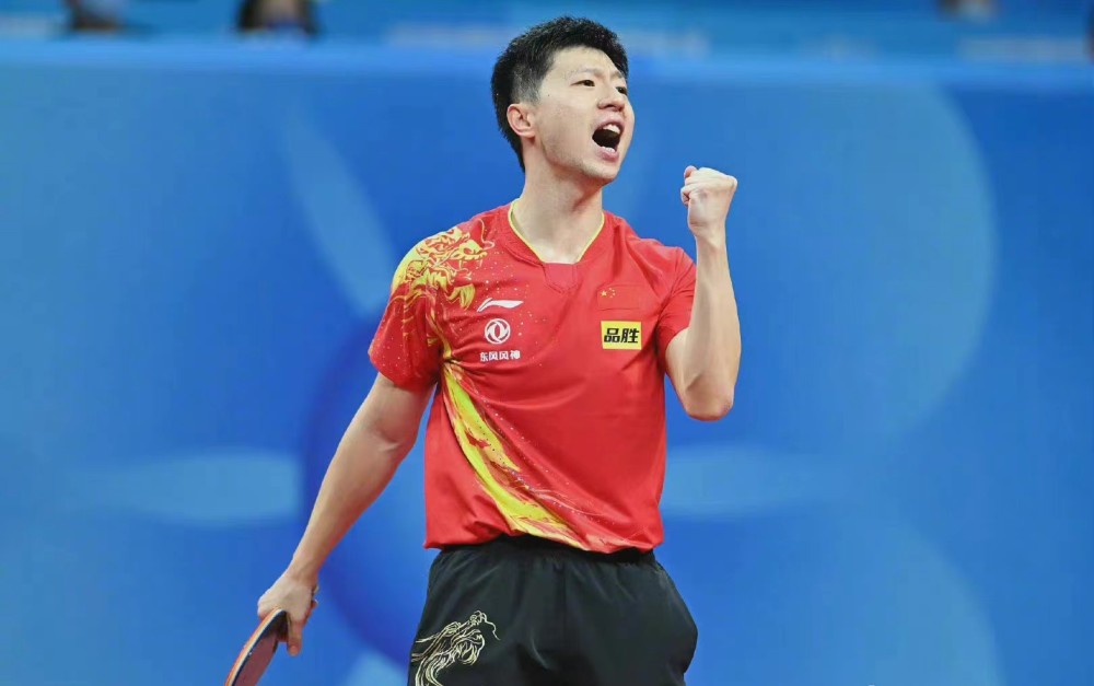 他在关键时 他在关键时