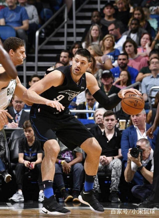 她从落后位 她从落后位