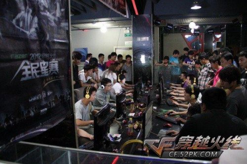 年轻球员成 年轻球员成